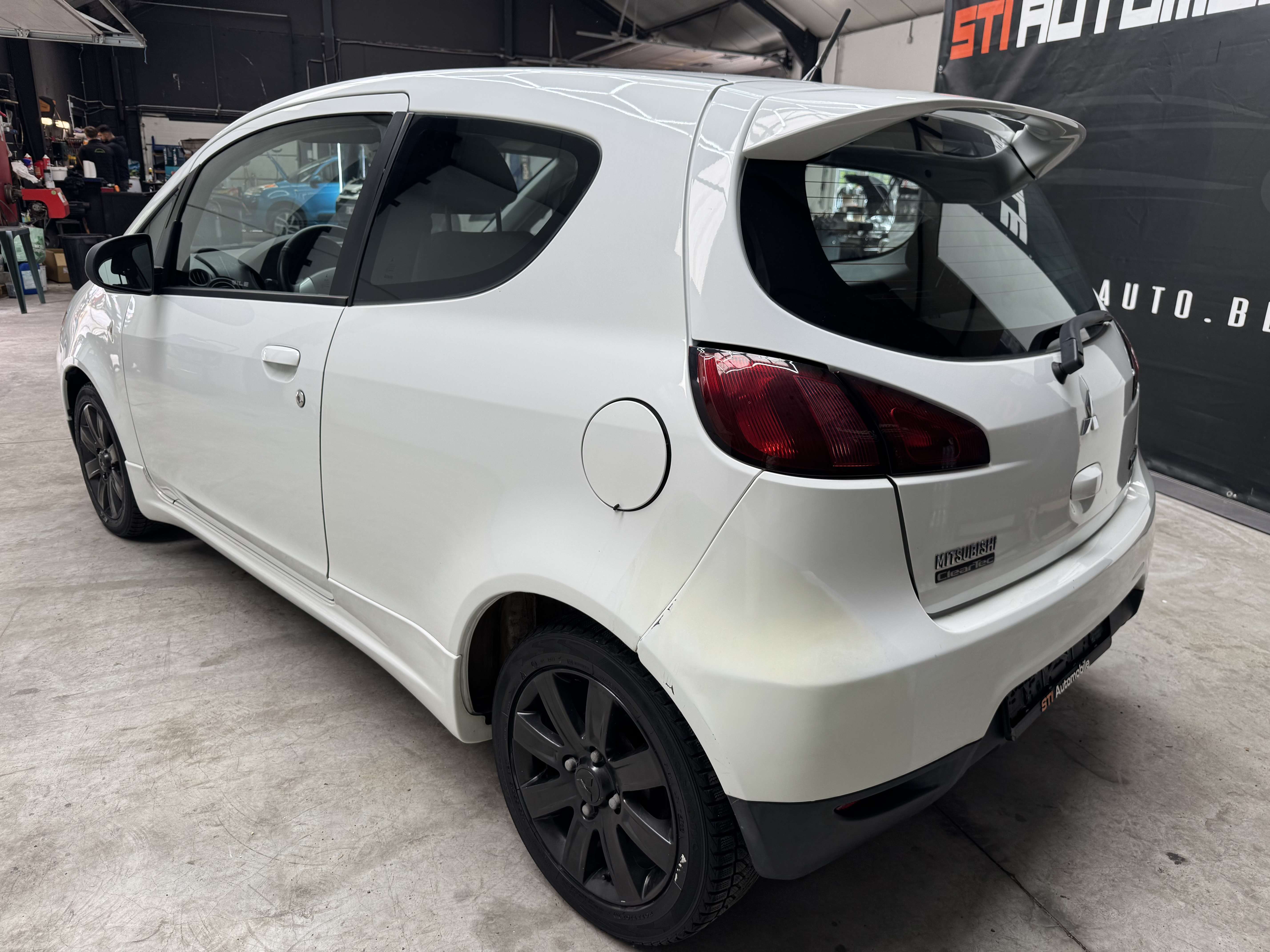 Mitsubishi Colt **GARANTIE 12 MOIS **