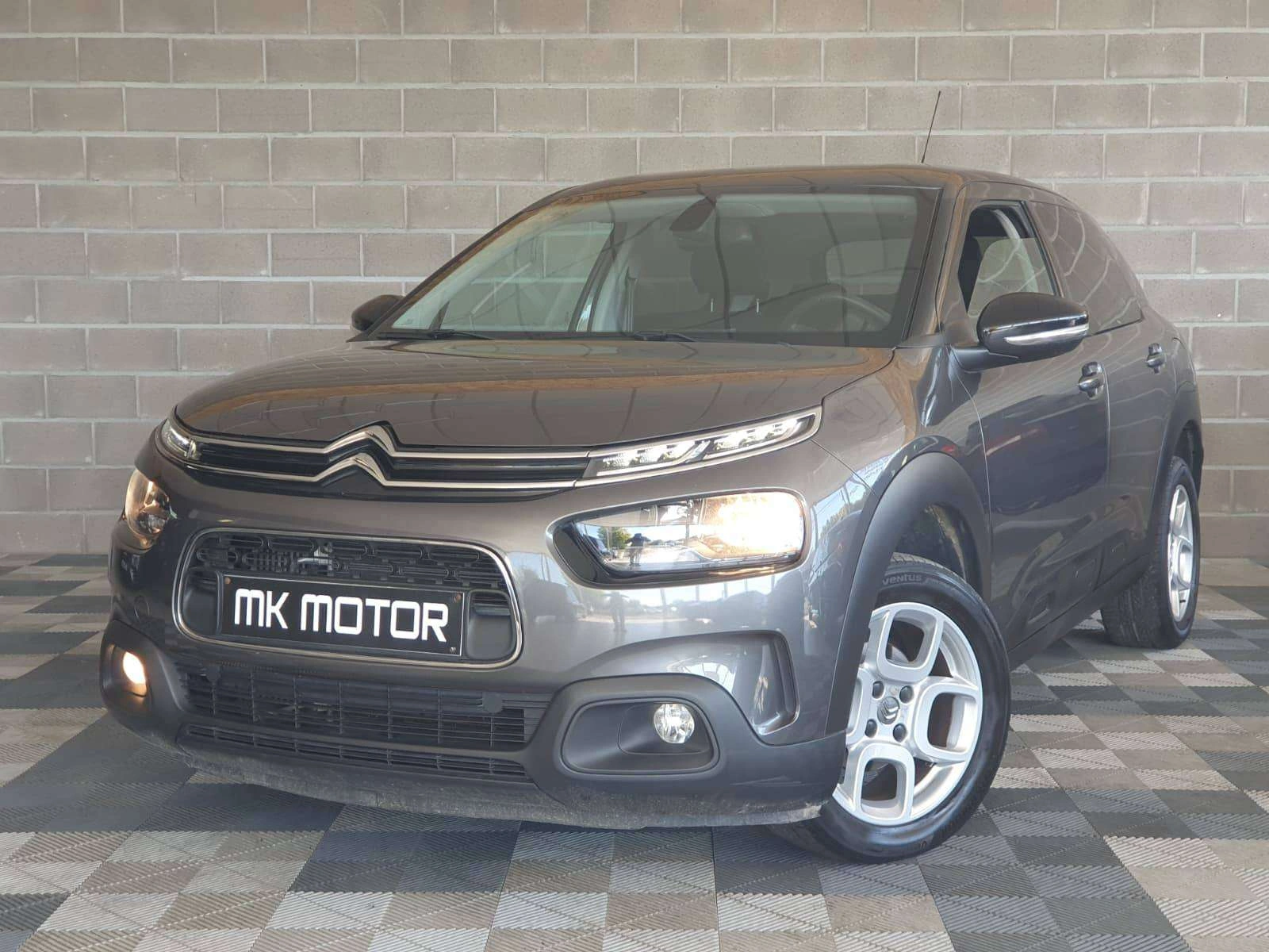 Citroen C4 Cactus 🟢1.2 ESSENCE 110CV - FULL CARNET - CAMERA - CAR PLAY