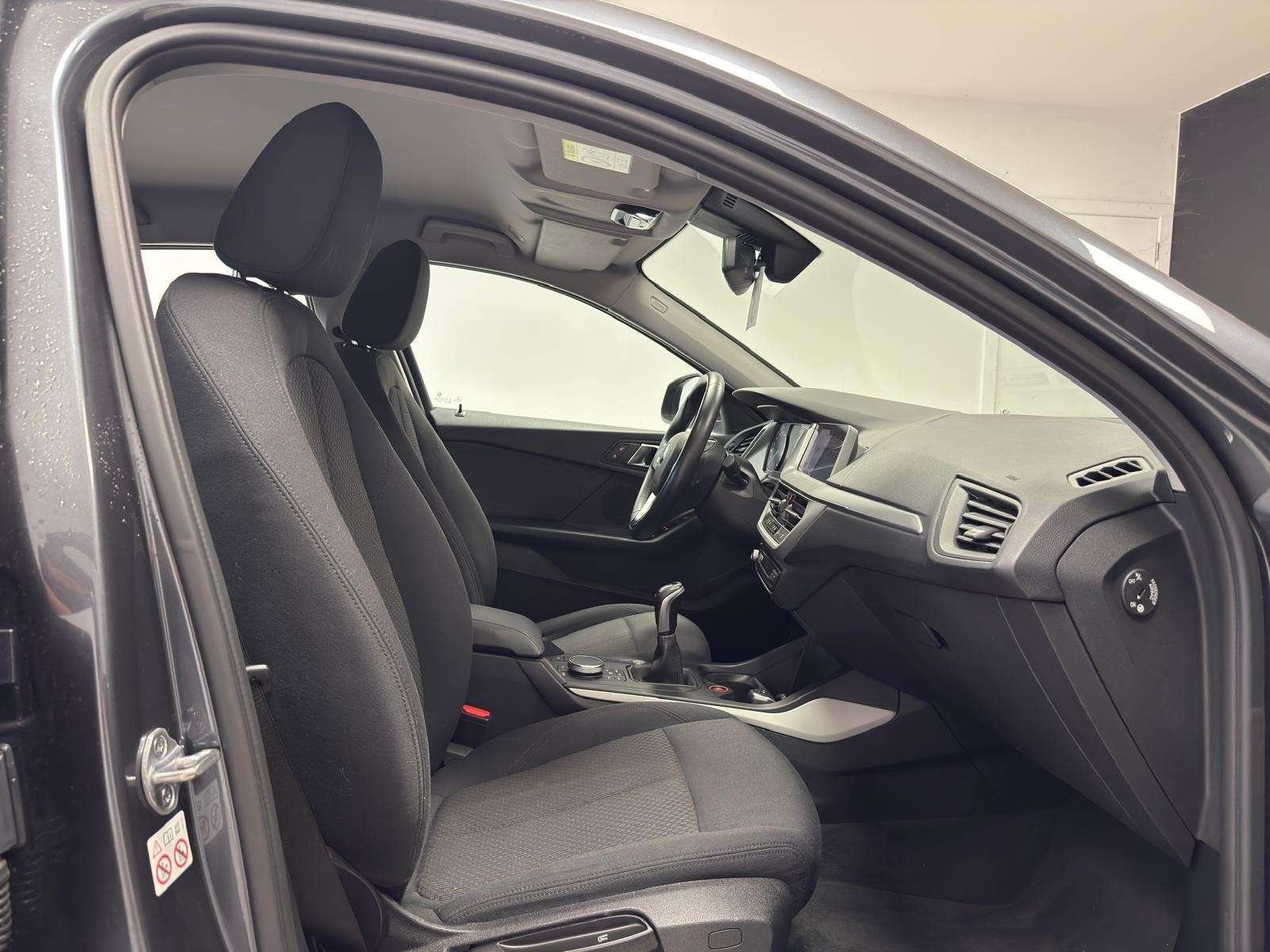 BMW 116 d GPS**Garantie 12 mois**Capteur de stationnement