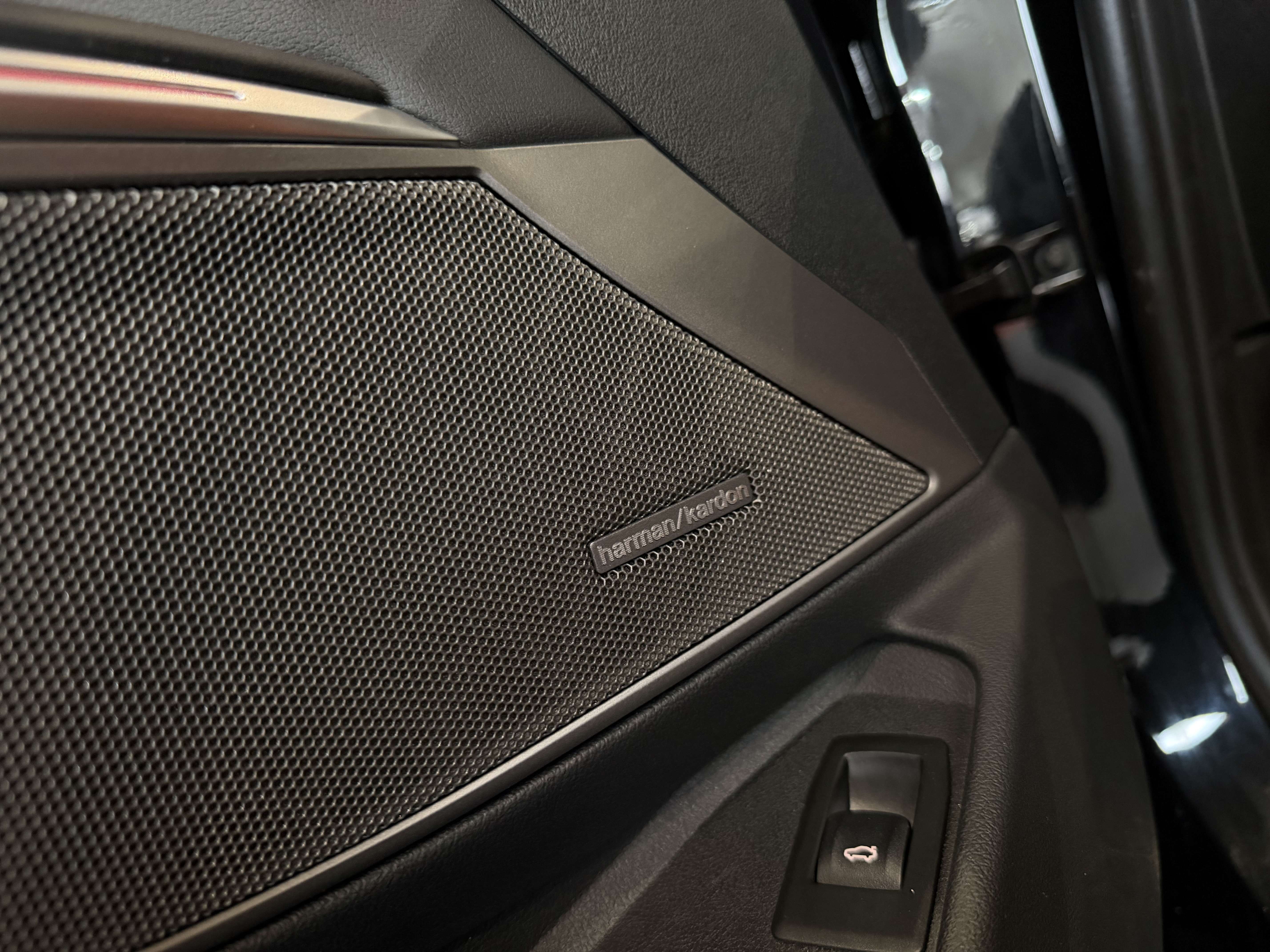 BMW M3 3.0 xDrive M Competition - CARBON - 1ERPRO - FULL OPTIONS -