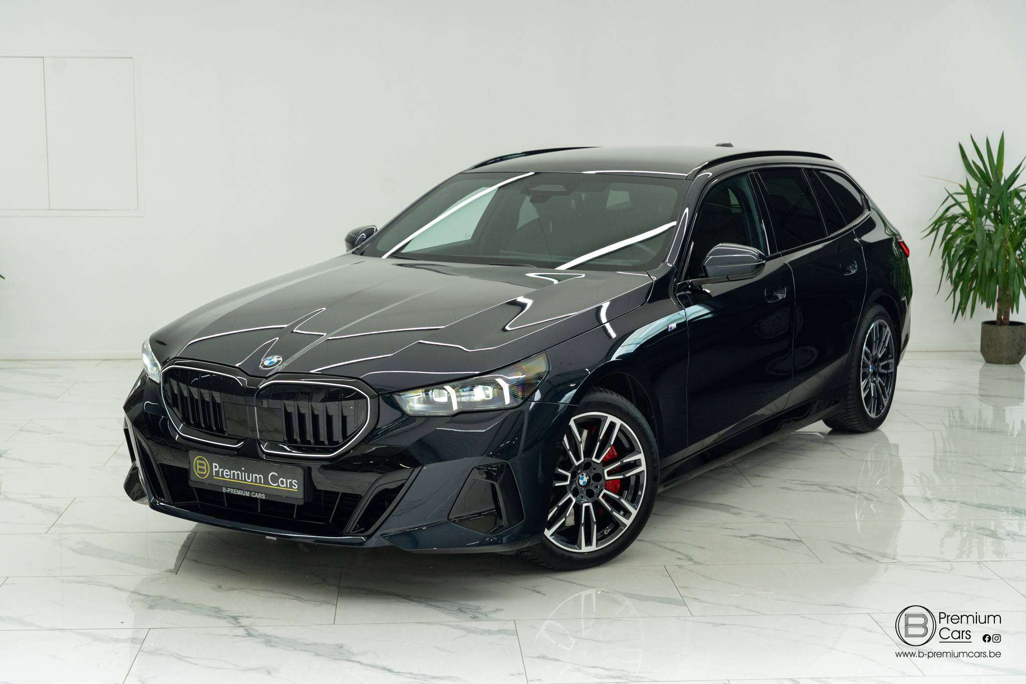 BMW 540 d xDrive touring M-Sport! Acc, 360°, B&W 4D, Full!