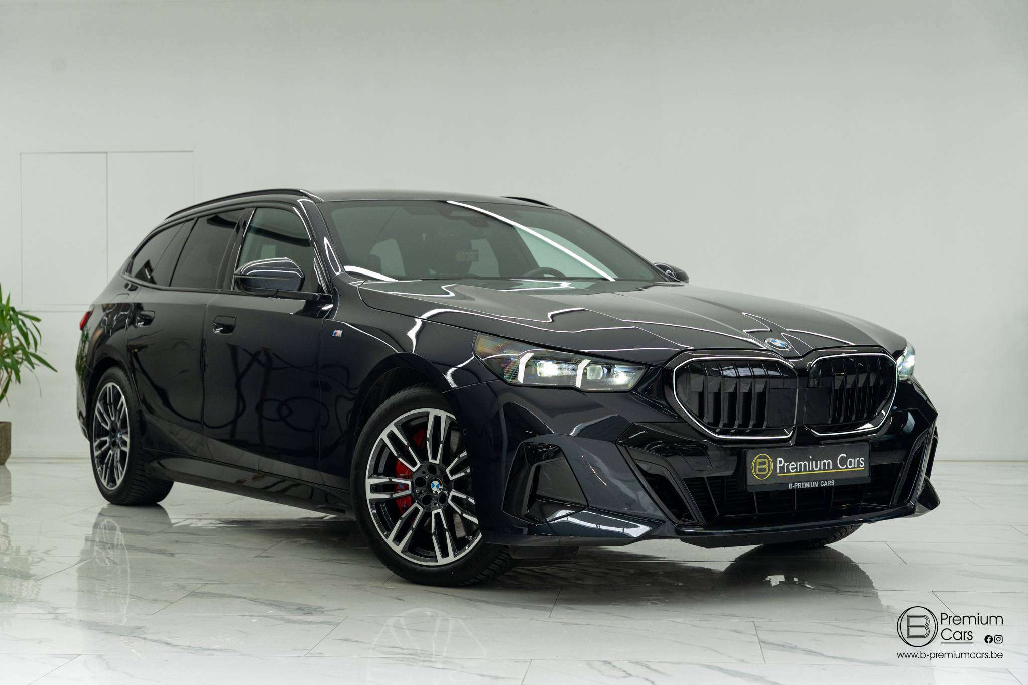 BMW 540 d xDrive touring M-Sport! Acc, 360°, B&W 4D, Full!