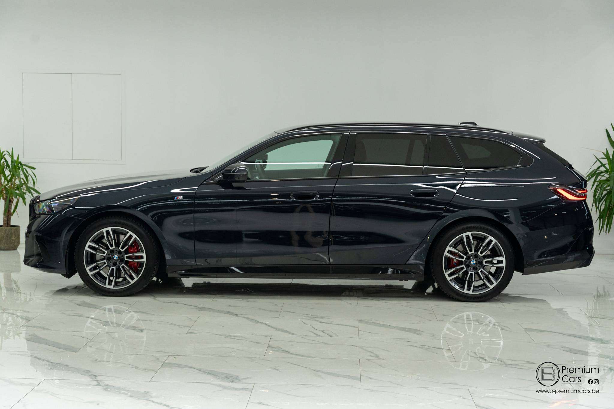 BMW 540 d xDrive touring M-Sport! Acc, 360°, B&W 4D, Full!