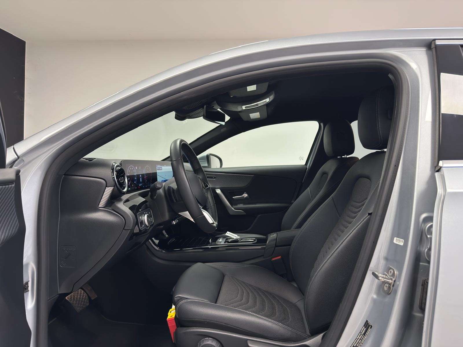 Mercedes-Benz A 180 A 180 d NEW MOD*GPS+CAMERA*LED*CUIR*GARANTIE 12MOI
