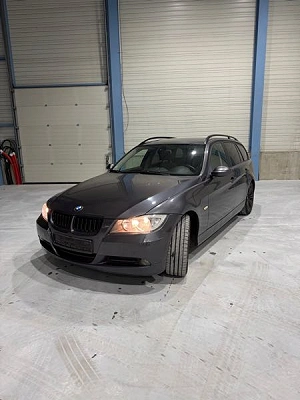 Bmw Serie 3 (E91) TOURING 318I 143 SPORT DESIGN