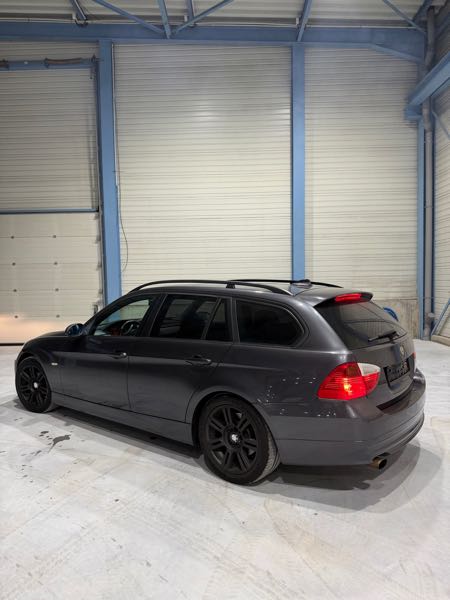 Bmw Serie 3 (E91) TOURING 318I 143 SPORT DESIGN