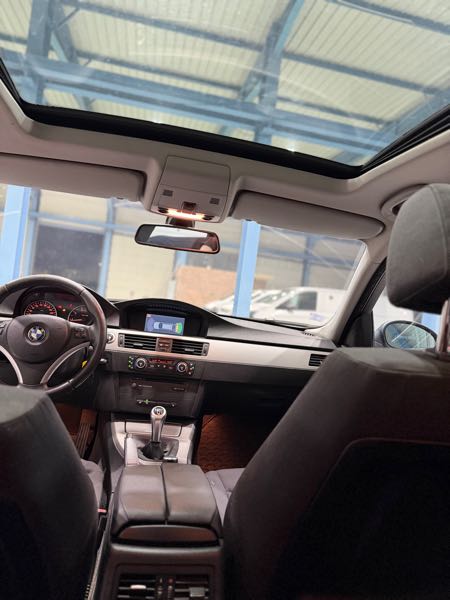 Bmw Serie 3 (E91) TOURING 318I 143 SPORT DESIGN