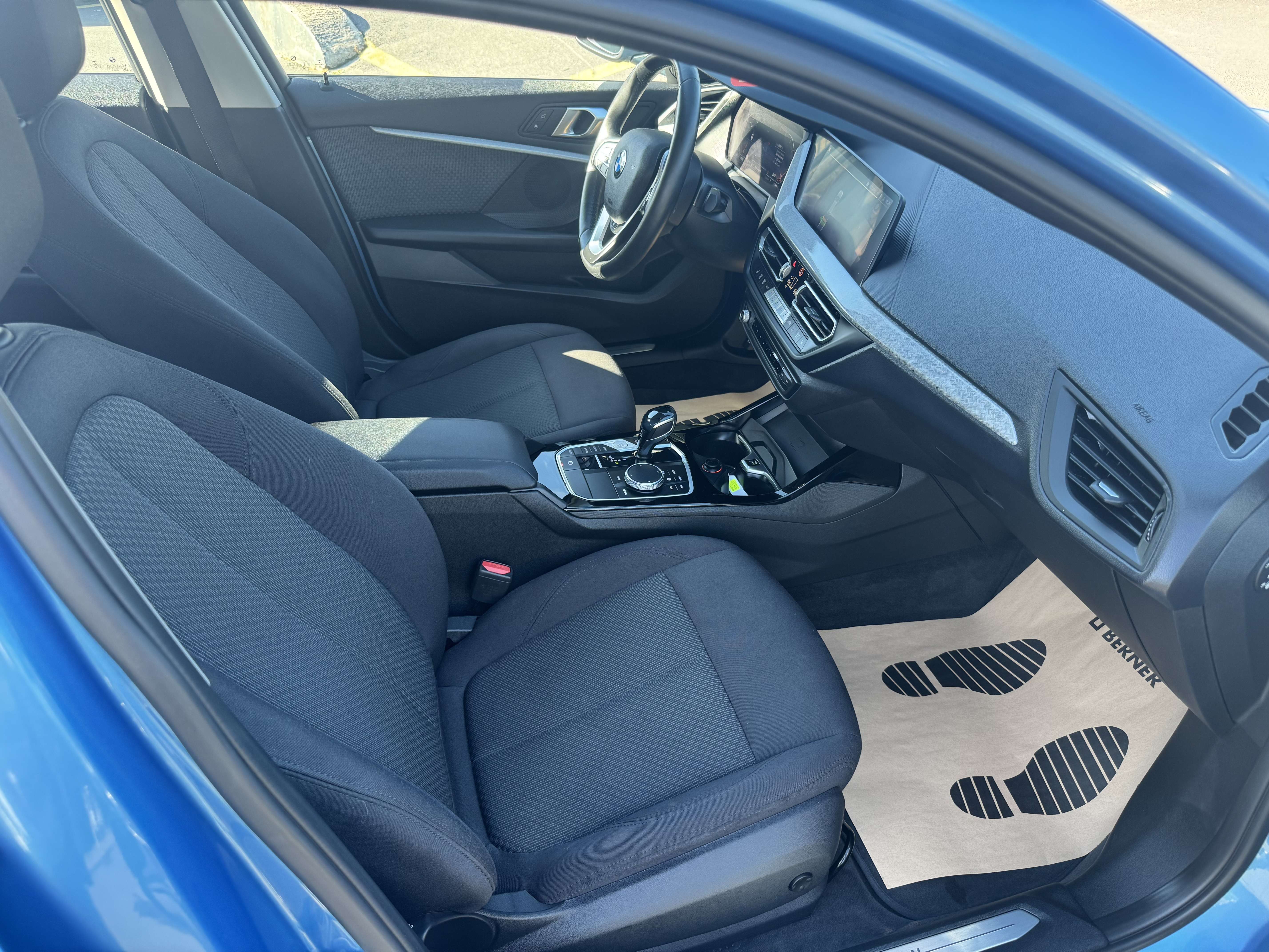 BMW 118 118iA*boîte auto*NAVI*CAMERA*BT*Android*CarPlay