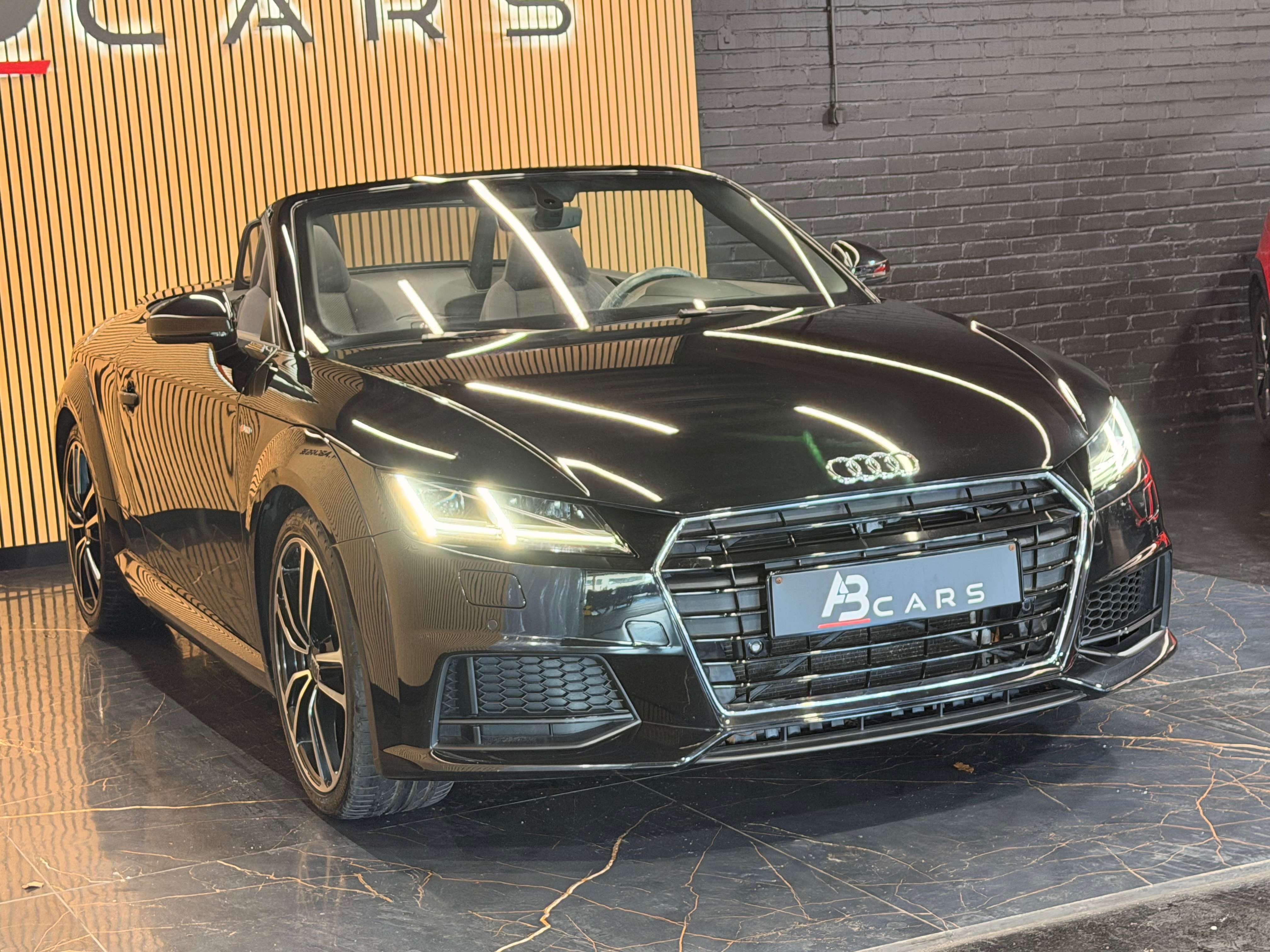 Audi TT Roadster 1.8 TFSI S tronic * S LINE * GARANTIE 12 MOIS *
