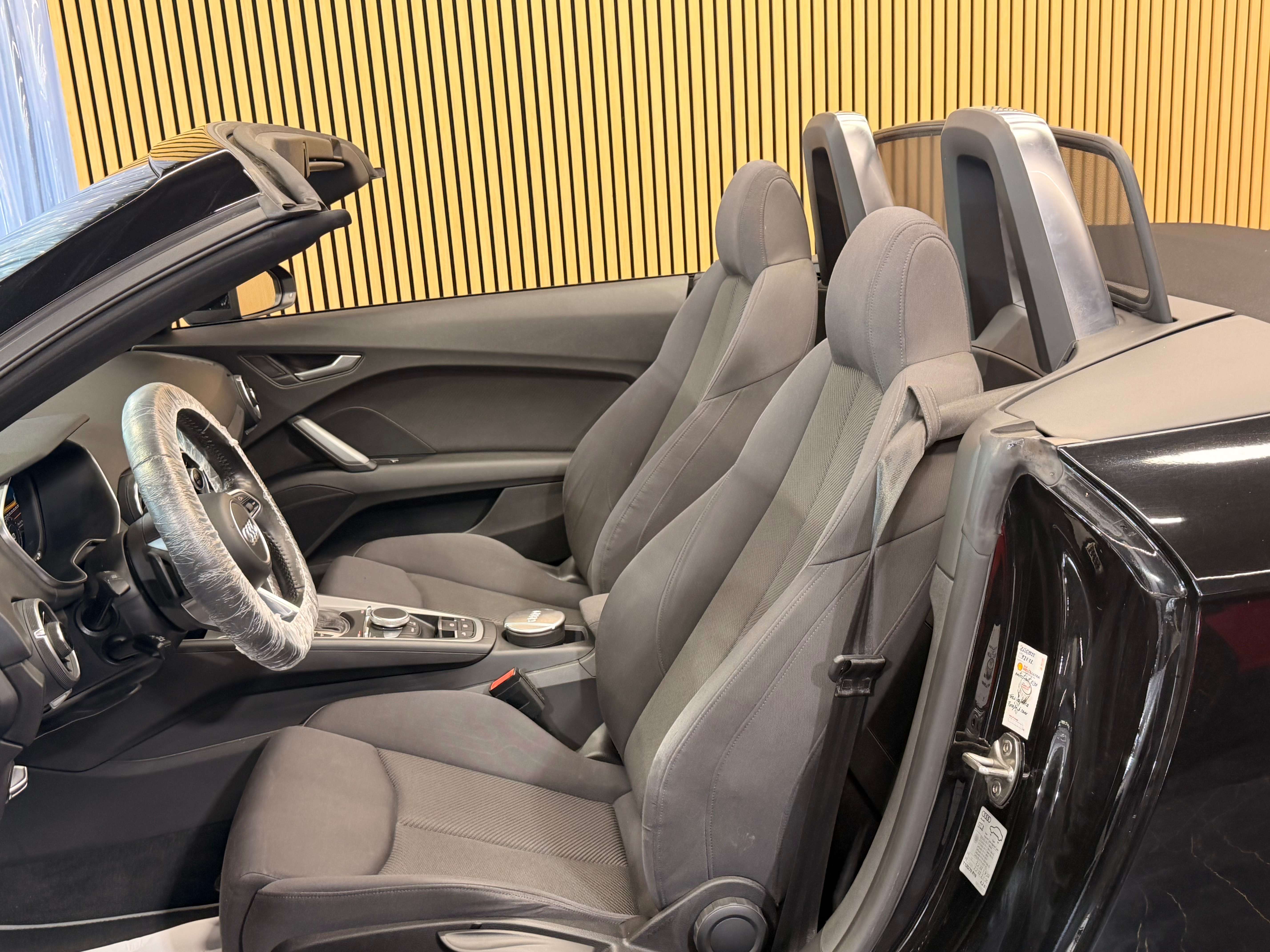 Audi TT Roadster 1.8 TFSI S tronic * S LINE * GARANTIE 12 MOIS *