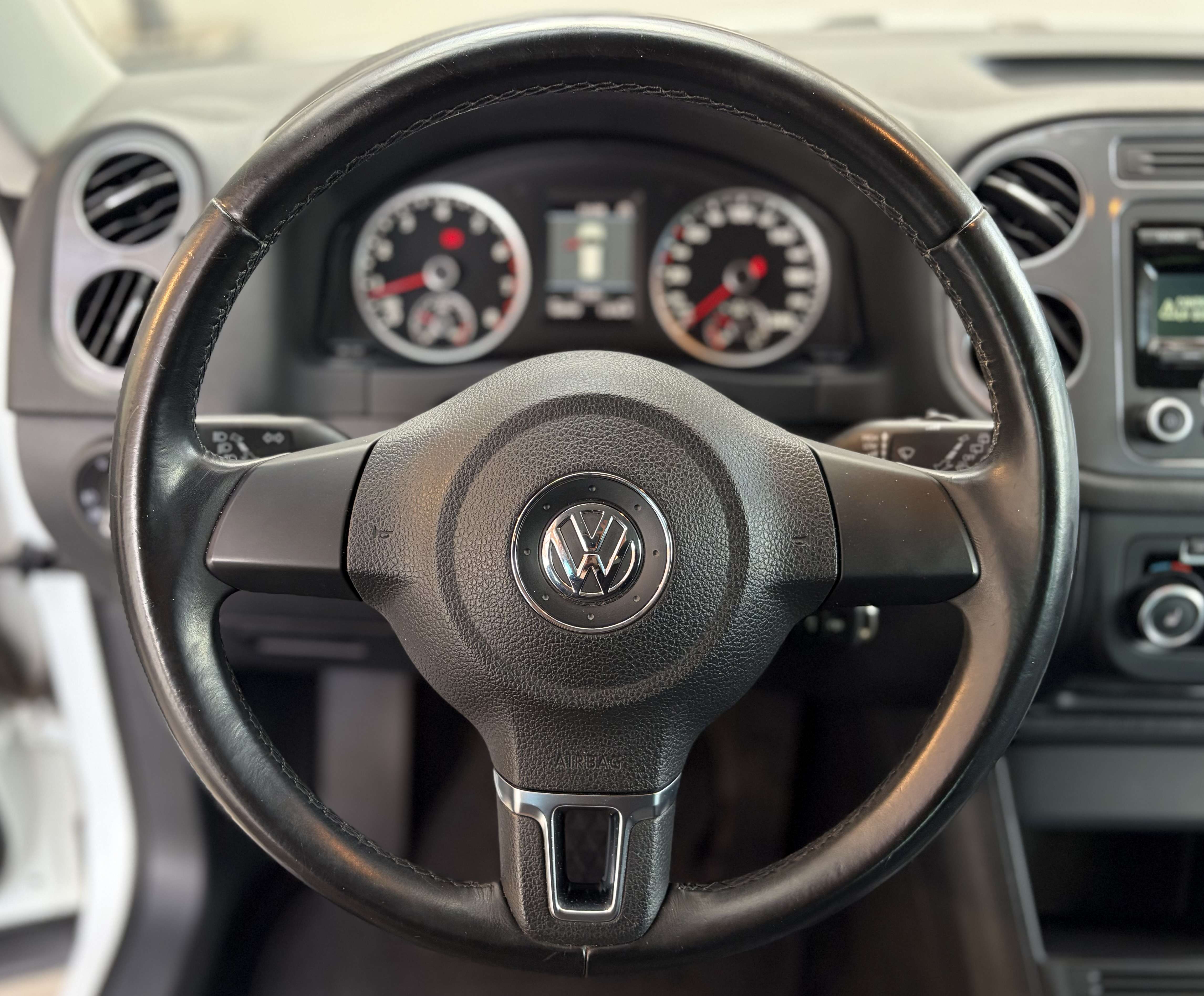 Volkswagen Tiguan Vw Tiguan R-line
