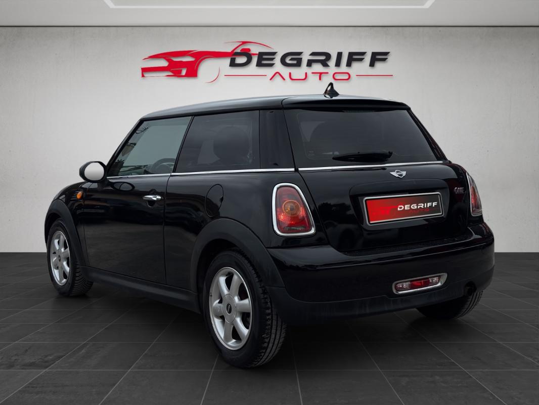 Mini Mini R56 1.6i - 98 One A