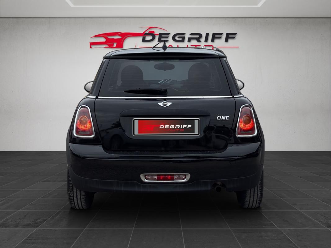 Mini Mini R56 1.6i - 98 One A