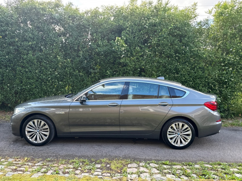 Bmw SERIE 5 GRAN TURISMO (F07) 520DA 163CH LUXURY * 2014 * CAMERA * XENON * CUIR * GARANTIE