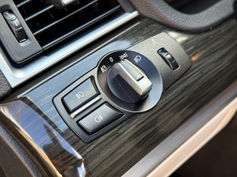 Bmw SERIE 5 GRAN TURISMO (F07) 520DA 163CH LUXURY * 2014 * CAMERA * XENON * CUIR * GARANTIE