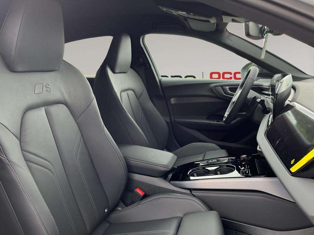 Audi A5 e-hybrid (PHEV) Audi A5 Berline Corporate S e-hybrid quattro 220 kW S tronic