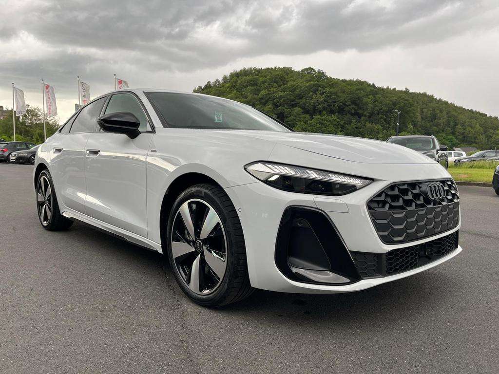 Audi A5 e-hybrid (PHEV) Audi A5 Berline Corporate S e-hybrid quattro 220 kW S tronic