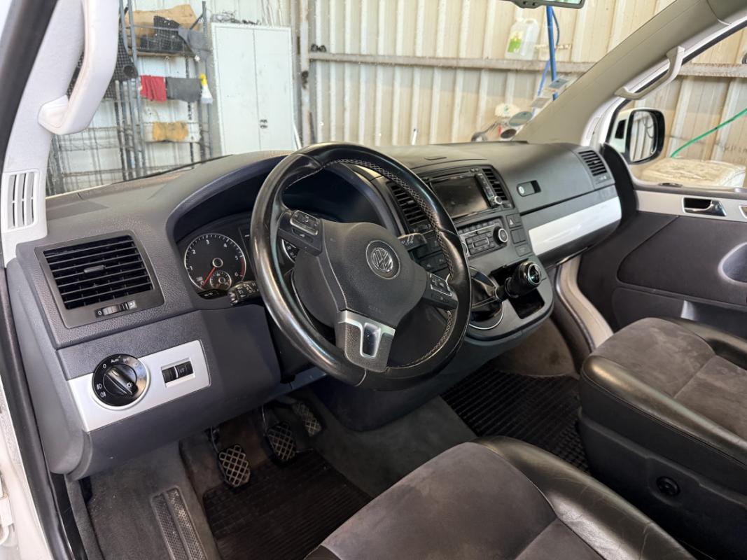 Volkswagen Transporter T5 Multivan 2.0 TDI Edition 25 4Motion
