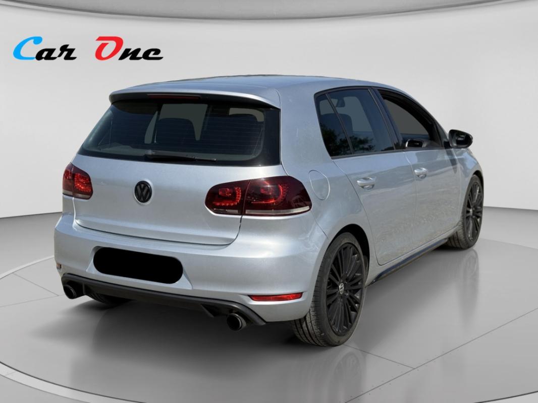 Volkswagen Golf GTI 2.0 TSI 210 DSG6
