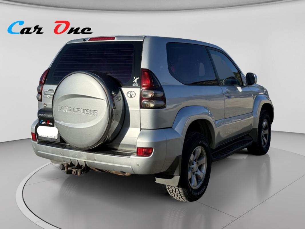Toyota Land Cruiser 3.0 D-4D 165 50th Anniversary