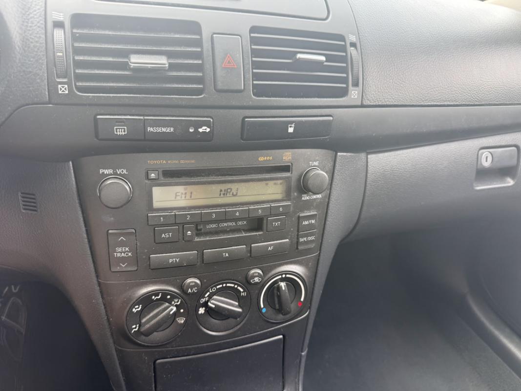 Toyota Avensis 1.8 130 VVT-i Linéa Terra 1ere Main