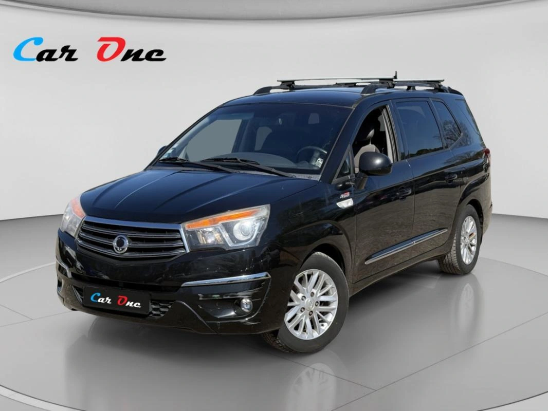 Ssangyong Rodius 200 e-XDi 155cv 4WD BVA 7 Places