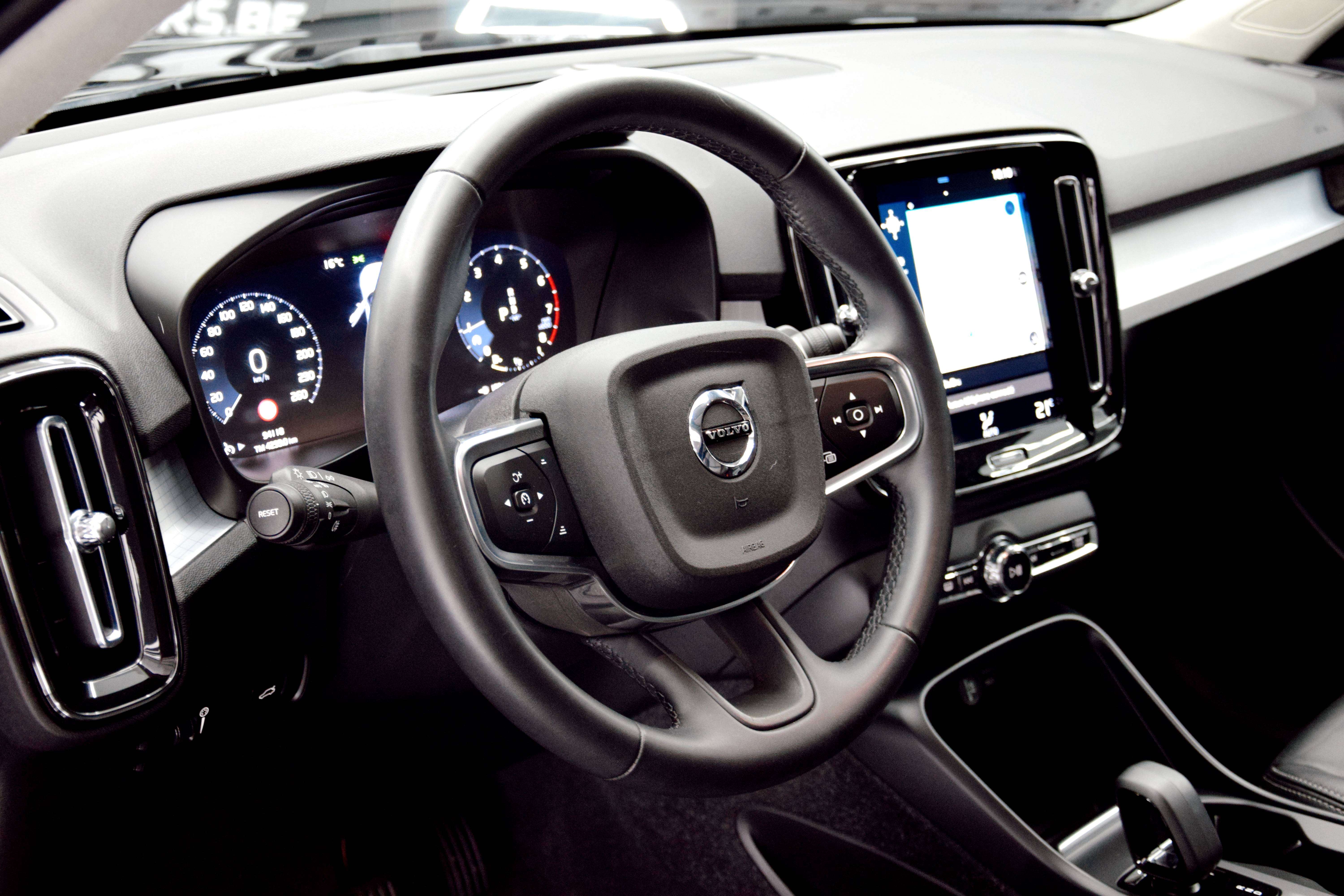 Volvo XC40 XC40 1.5 T2 Momentum Pro Geartronic