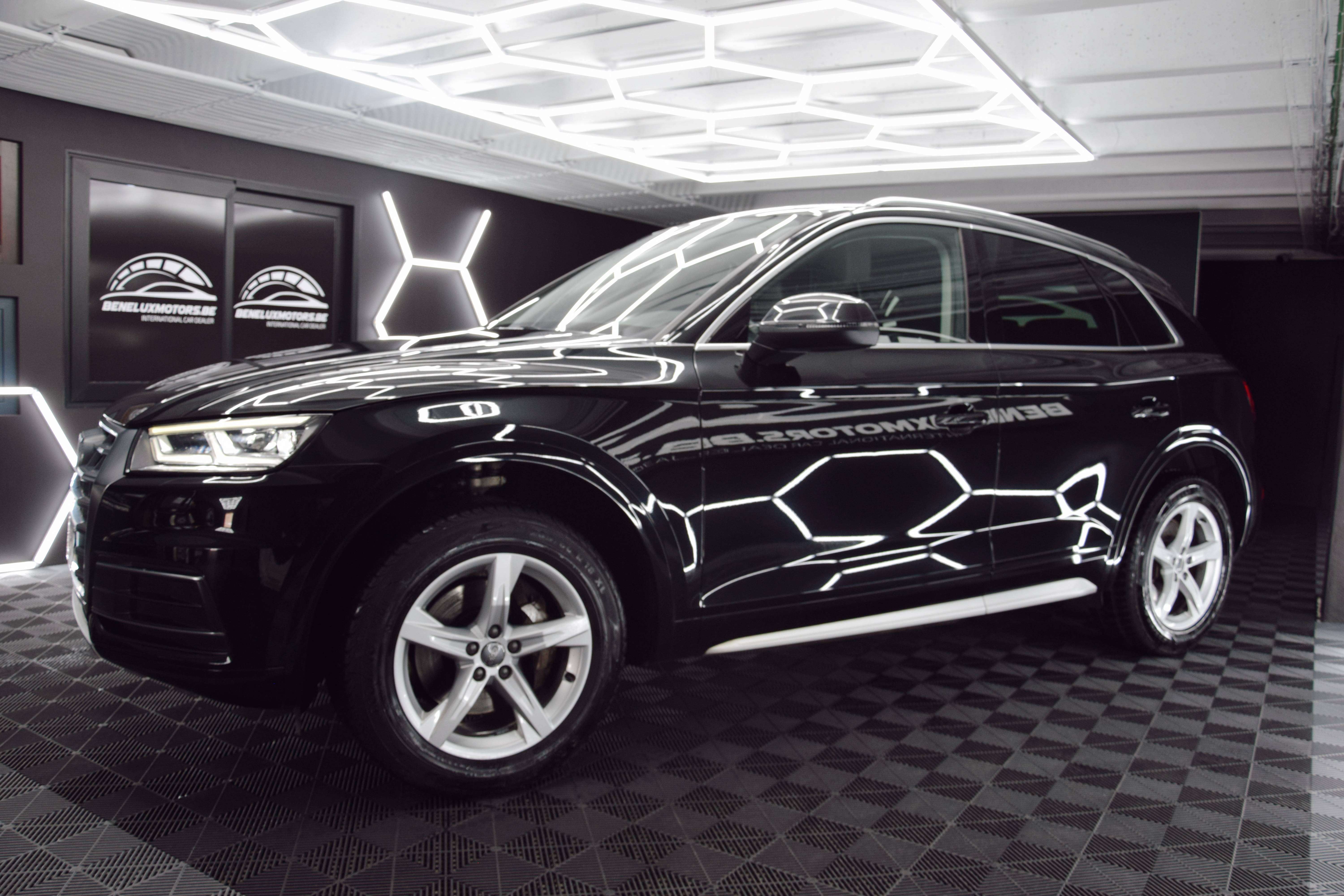 Audi Q5 Q5 40 TDi Quattro Business .