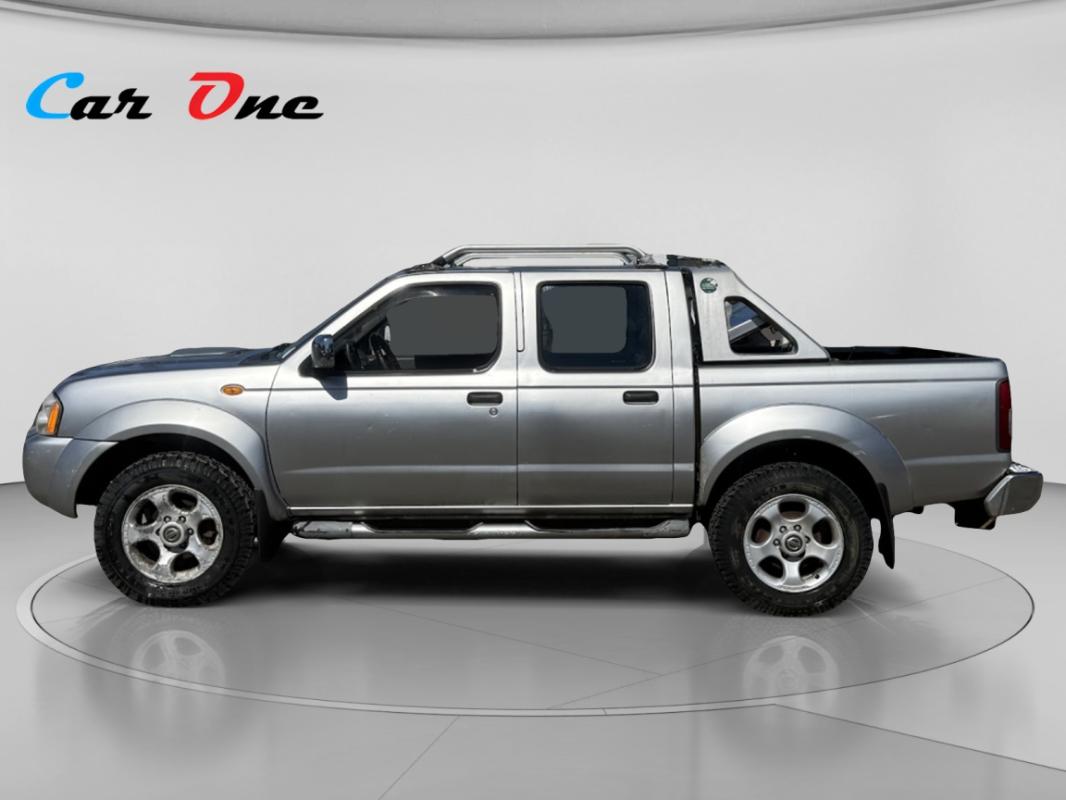 Nissan Navara 2.5 DI 133cv DOUBLE CAB 4x4 RALLYE RAID