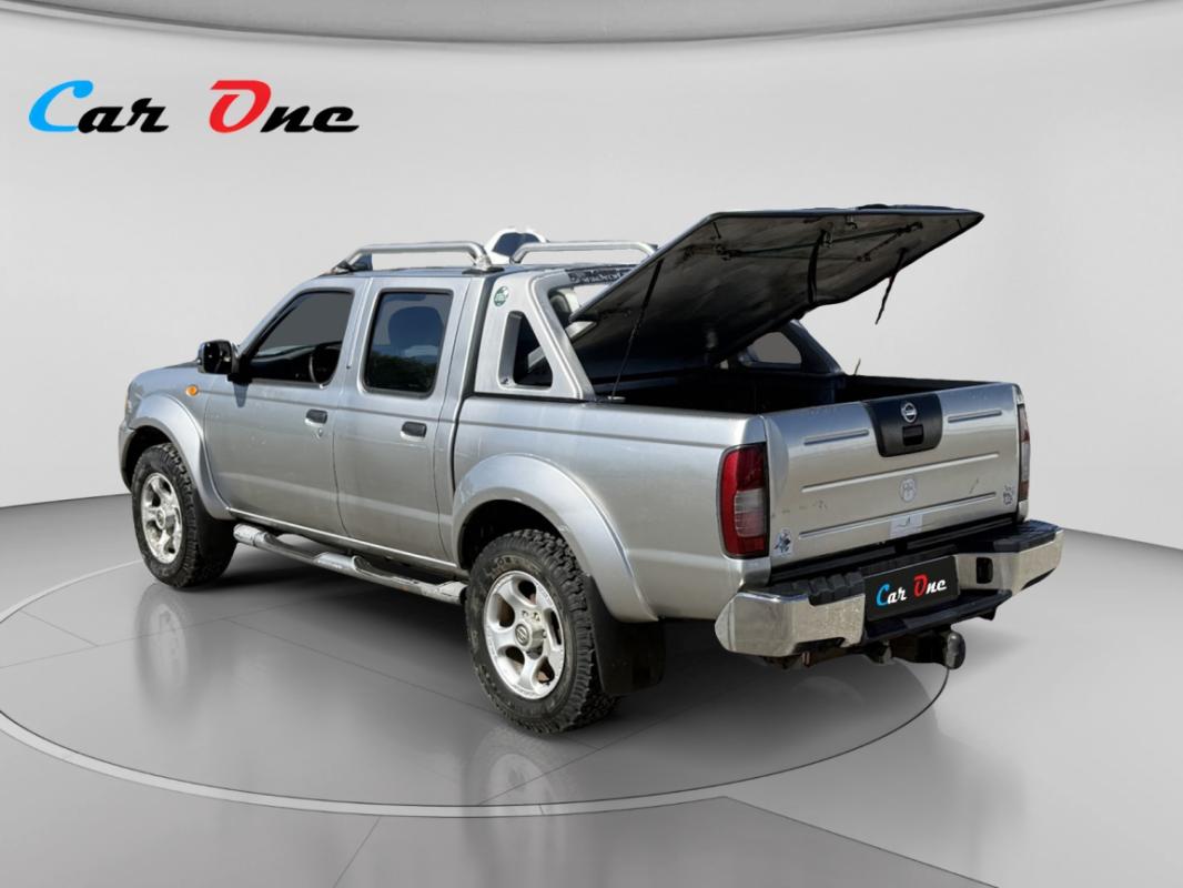Nissan Navara 2.5 DI 133cv DOUBLE CAB 4x4 RALLYE RAID