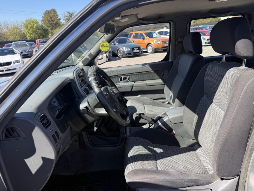 Nissan Navara 2.5 DI 133cv DOUBLE CAB 4x4 RALLYE RAID