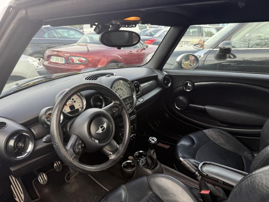 Mini Mini Cabriolet SD 143 Pack John Cooper Works