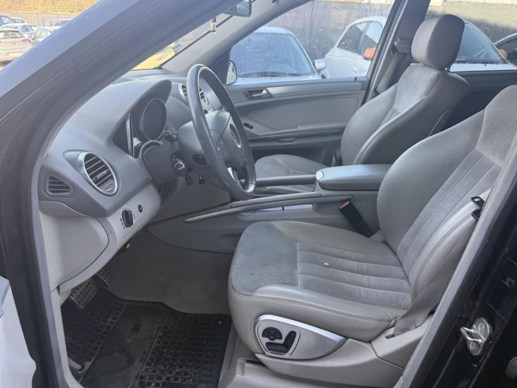 Mercedes-Benz Classe M ML 320 CDI V6 225cv BVA