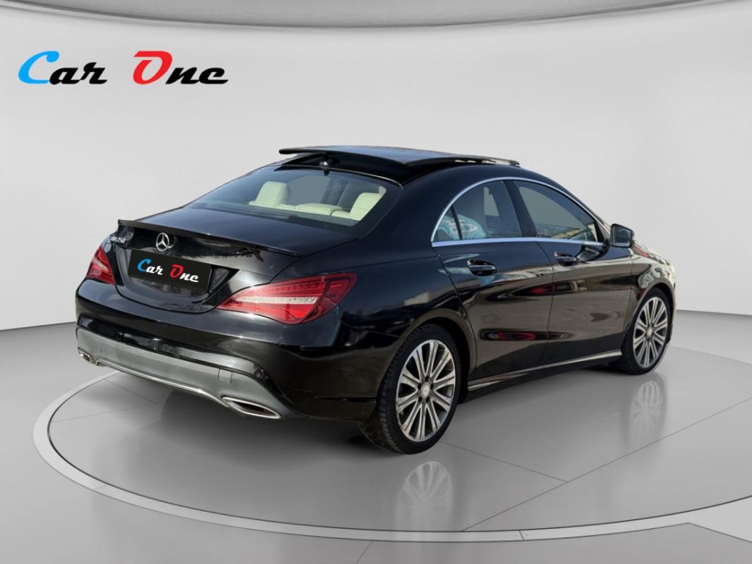 Mercedes-Benz Cla 250 Sensation 7-G DCT 210cv