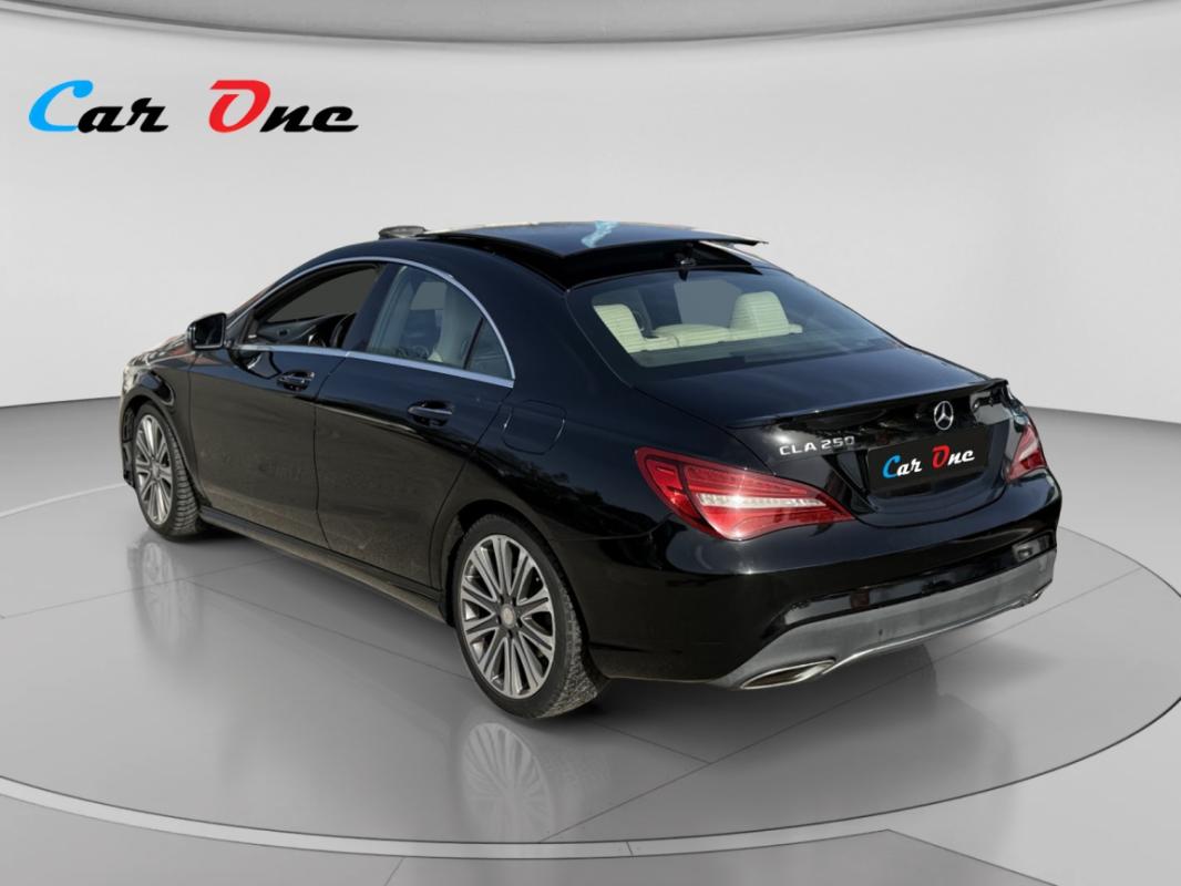 Mercedes-Benz Cla 250 Sensation 7-G DCT 210cv
