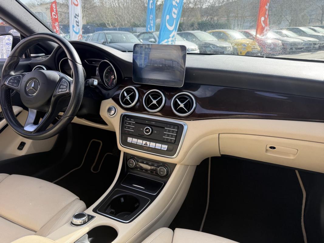 Mercedes-Benz Cla 250 Sensation 7-G DCT 210cv