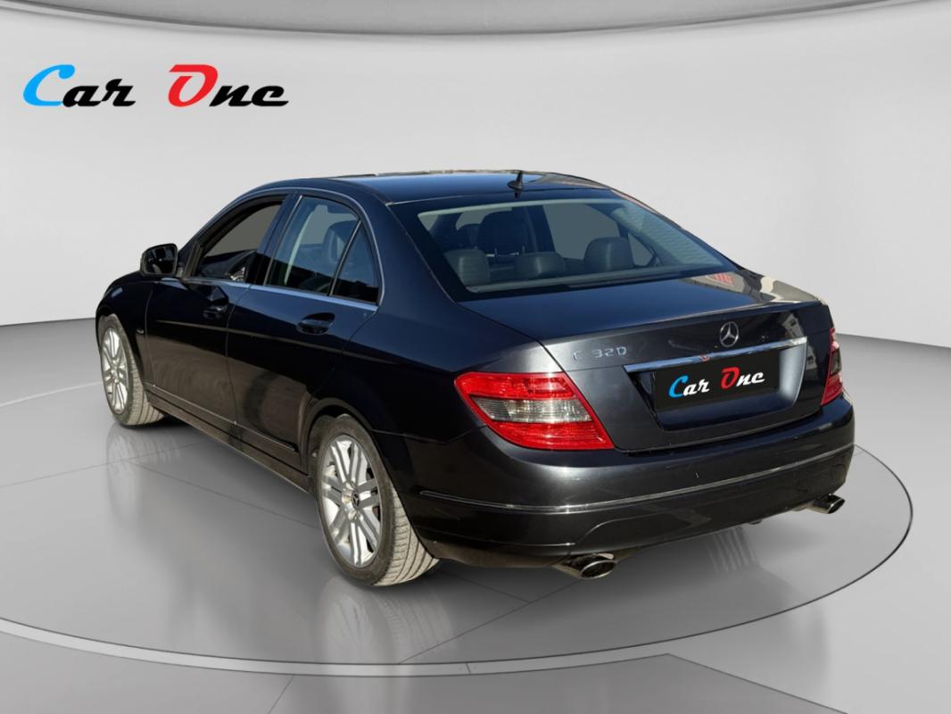 Mercedes-Benz Classe C 320 CDI V6 225cv Avantgarde