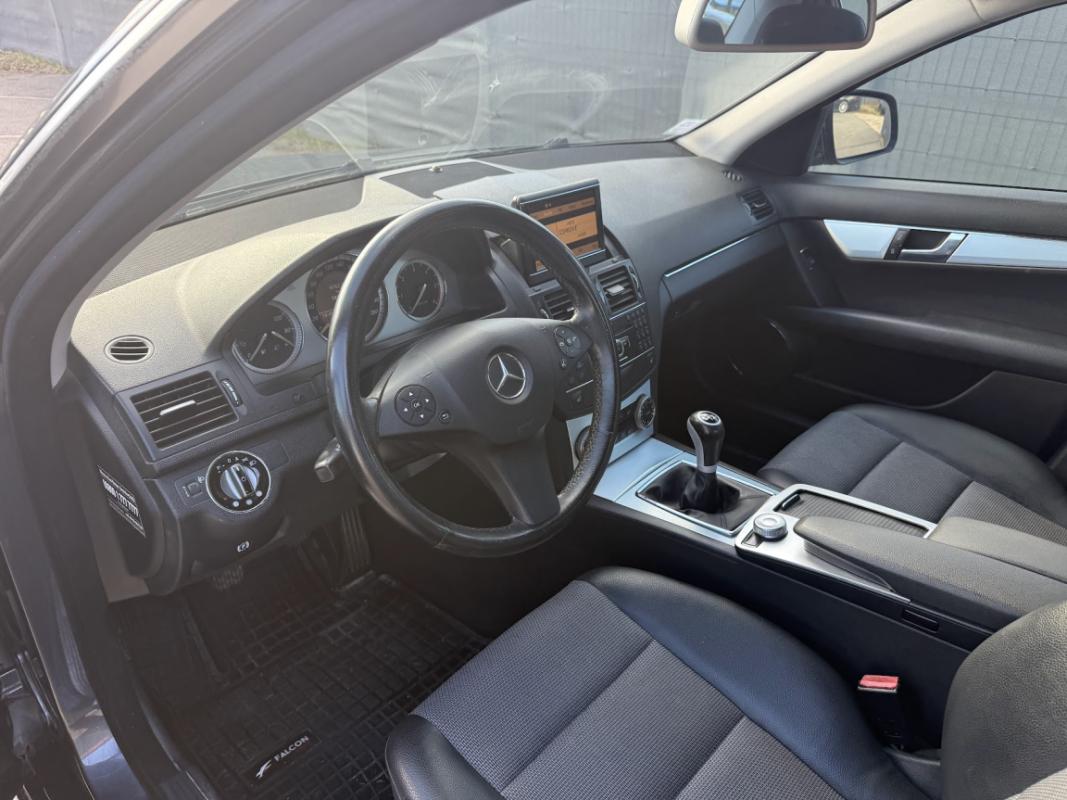 Mercedes-Benz Classe C 320 CDI V6 225cv Avantgarde