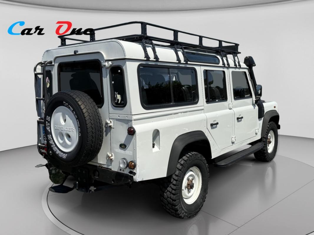 Land Rover Defender 110 2.4 Td4 110cv 7 Places