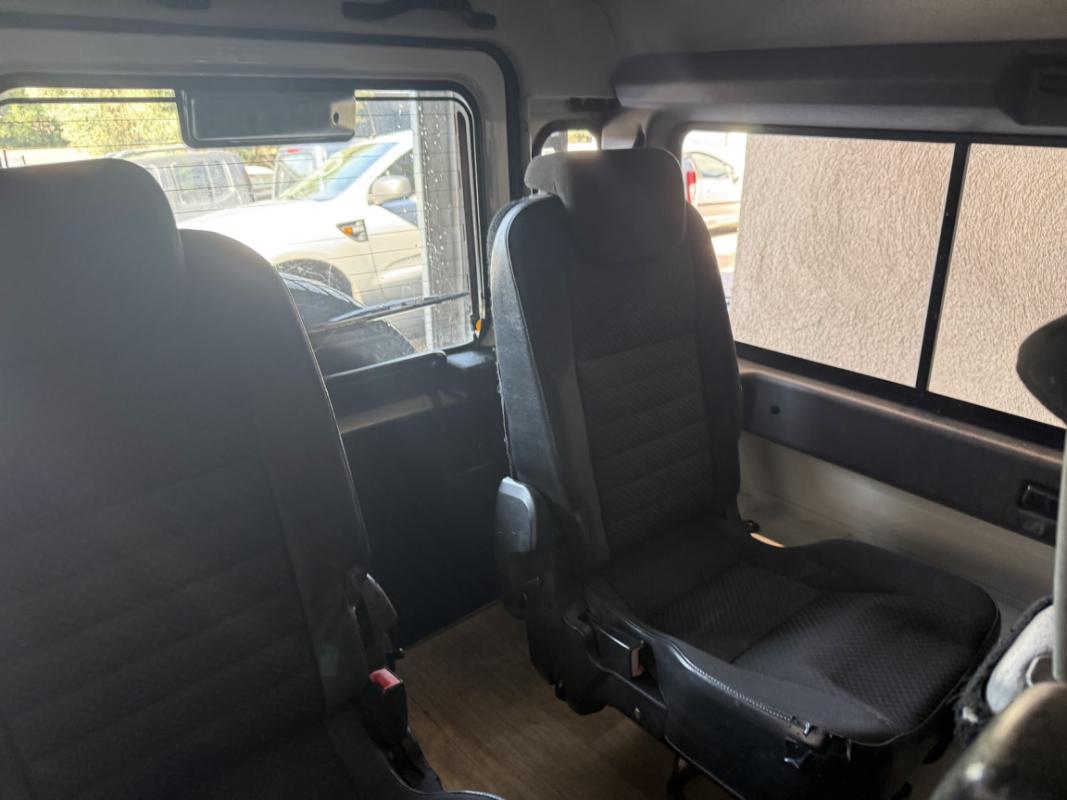Land Rover Defender 110 2.4 Td4 110cv 7 Places