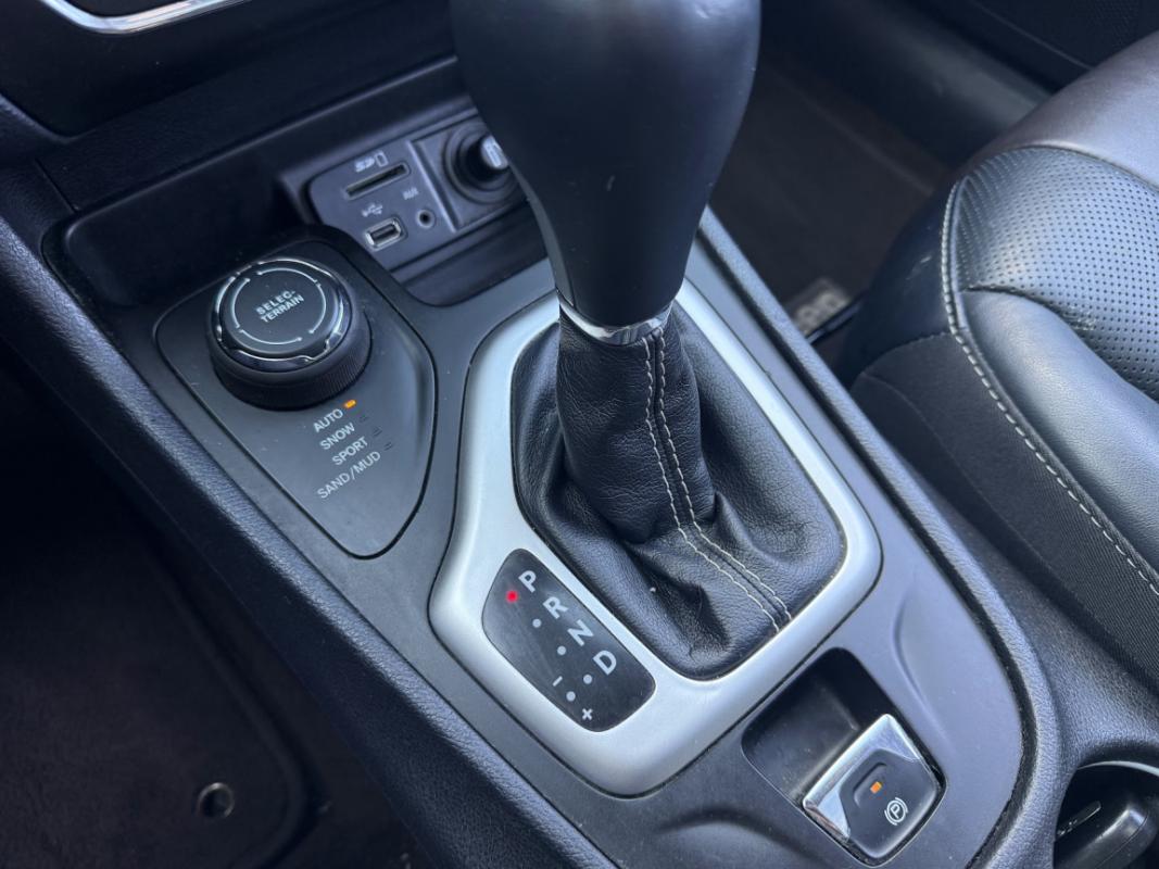 Jeep Cherokee 2.2L Multijet 4X4 200cv Active Drive II Limited Advanced Technologies BVA
