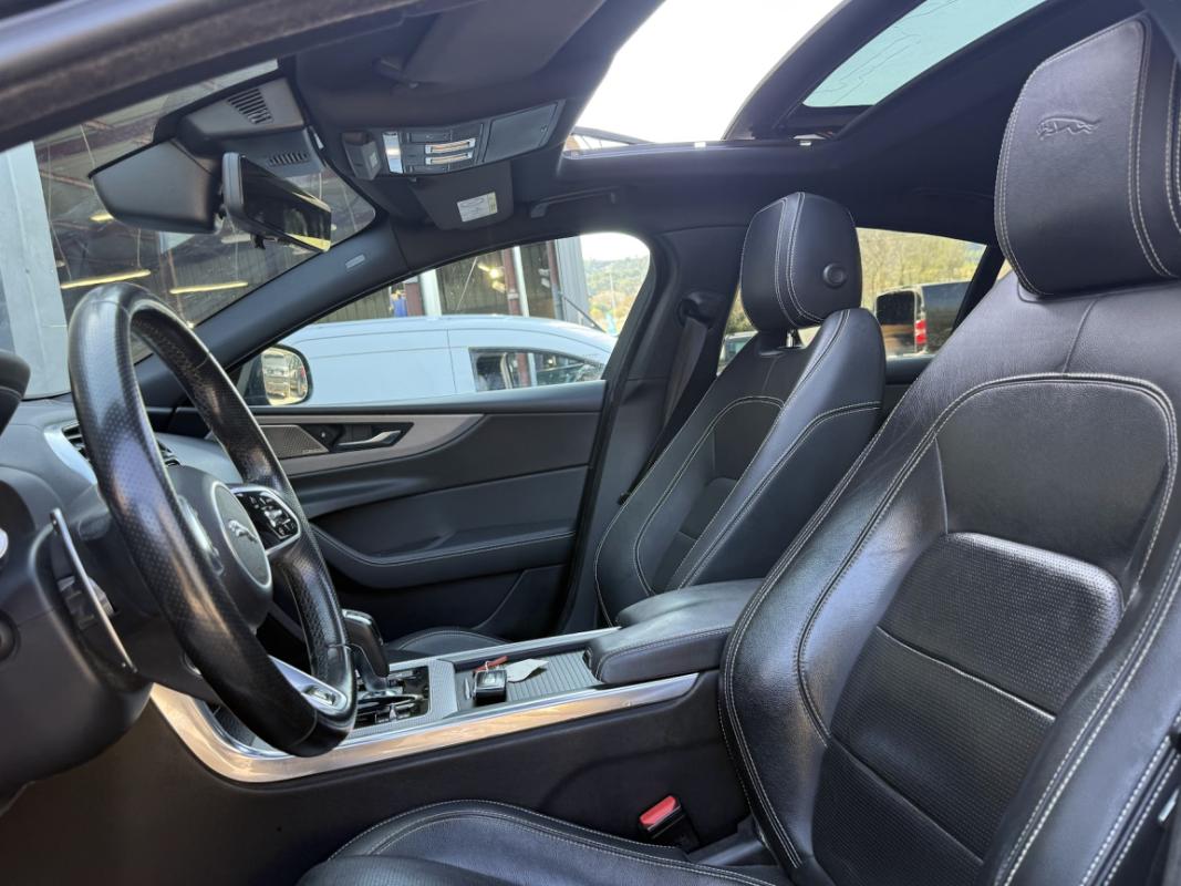 Jaguar Xe D180 BVA R-Dynamic HSE Facelift