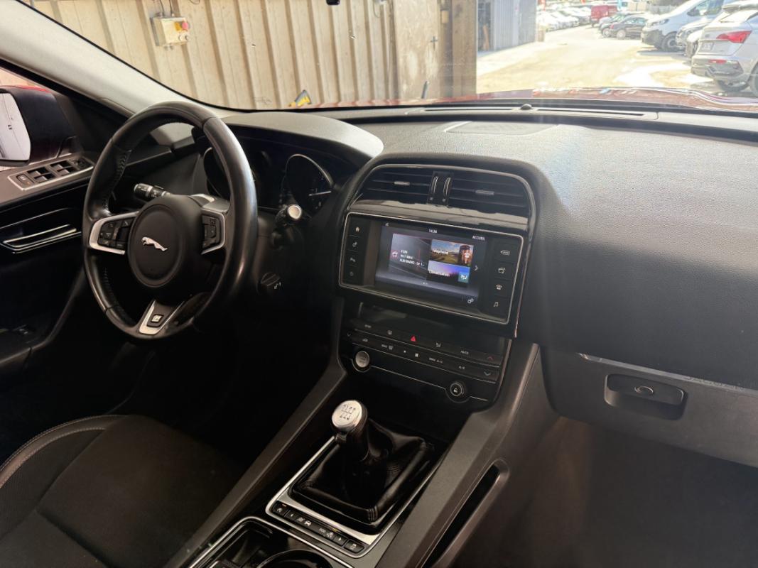Jaguar F-pace 2.0 D 180 AWD R-Sport