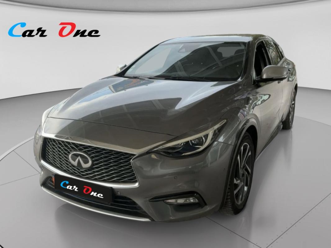 Infiniti Q30 1.5d 109cv City Black Edition