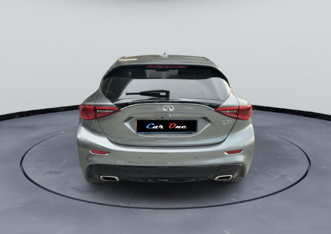 Infiniti Q30 1.5d 109cv City Black Edition