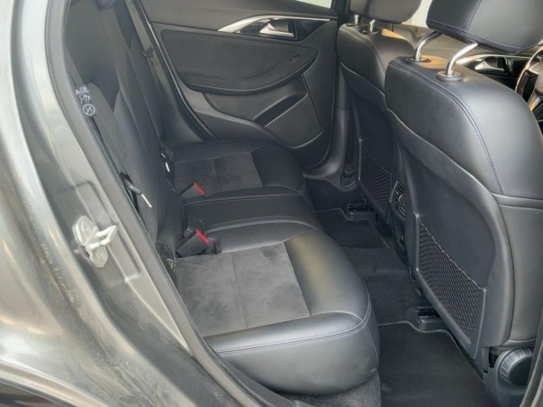 Infiniti Q30 1.5d 109cv City Black Edition