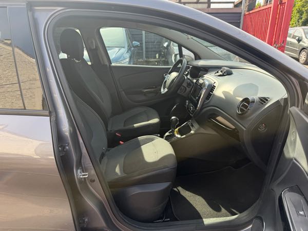 Renault Captur (2) 1.2 TCE 120 ENERGY INTENS EDC