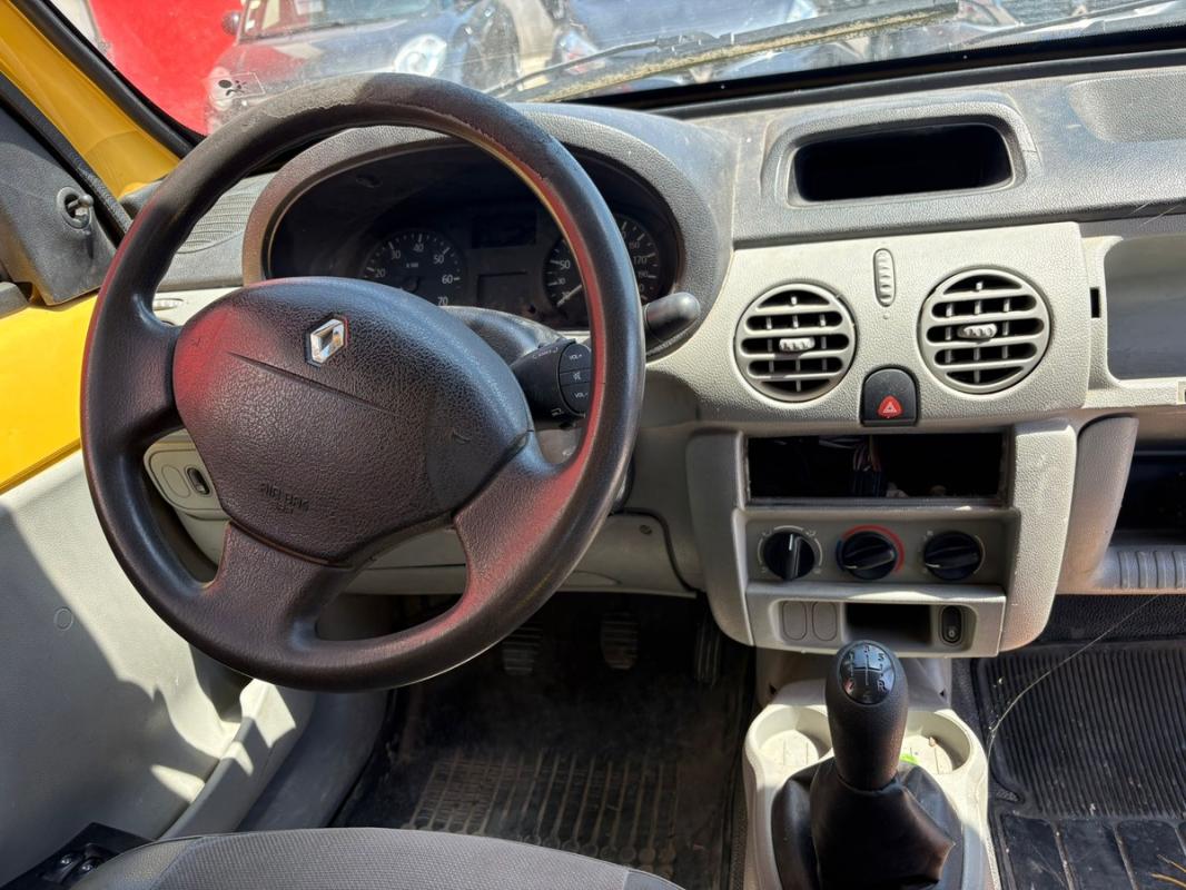 Renault Kangoo 1.5 DCI 61 CHEVAUX DIESEL | ENTIÈREMENT RÉVISÉE ET GARANTIE