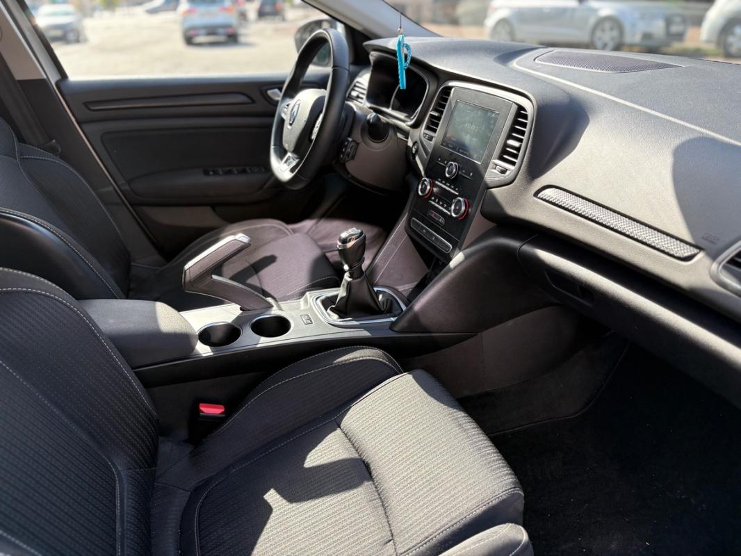 Renault Megane IV BUSINESS 1.5 Blue dCi 115 cv *CARNET D'ENTRETIEN COMPLET*