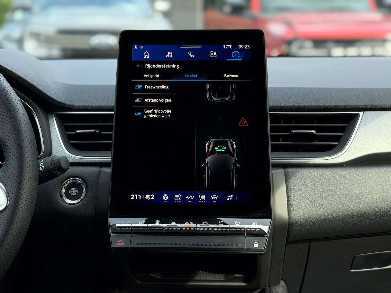 Renault Symbioz MHEV TECHNO CAMERA CARPLAY ZETEL- & STUURVERWARMING ADAPT CRUISE